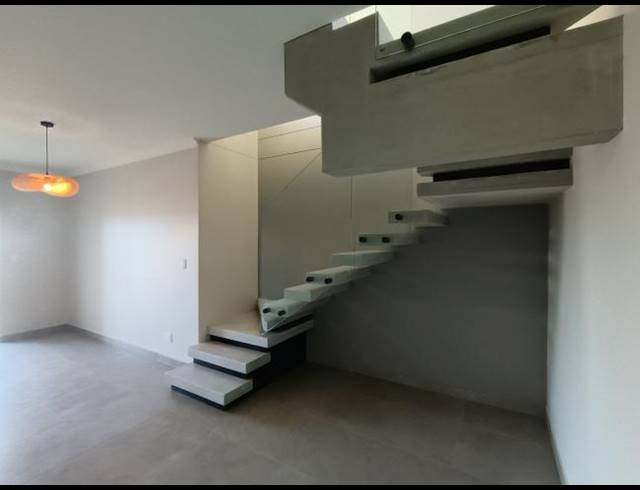 3 BEDROOM HOUSE FOR SALE IN HARTENBOS HEUWELS